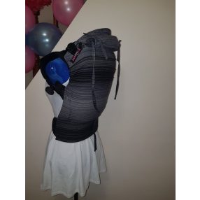 Hematit kendőből készült Maraya csatos hordozó