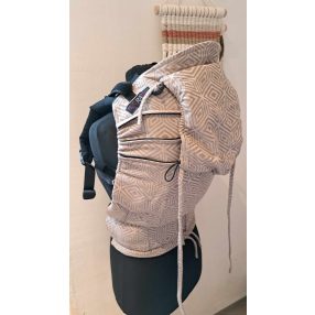 NuttyCube kendőből készült Maraya csatos hordozó