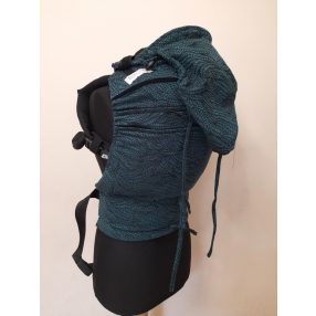 Ocean Wildness kendőből készült Maraya csatos hordozó