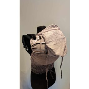 TencelCharmyCube kendőből készült Maraya csatos hordozó